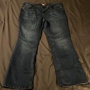 Faded glory size 18 P ultimate boot jeans